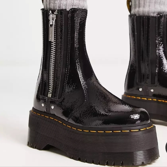 Dr. MARTENS 2976 MAX DISTRESSED PATENT CHELSEA PLATFORM BOOTS SZ-10 NWOT BOX - Picture 4 of 11